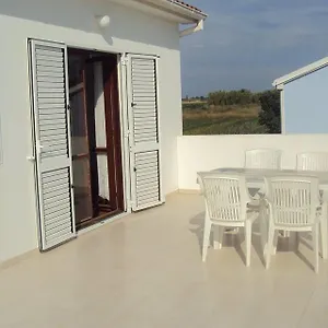 Apartman Marko, Vrsi